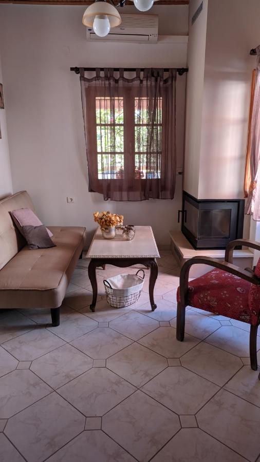 Family House At Corfu Town Apartment Bagian luar foto