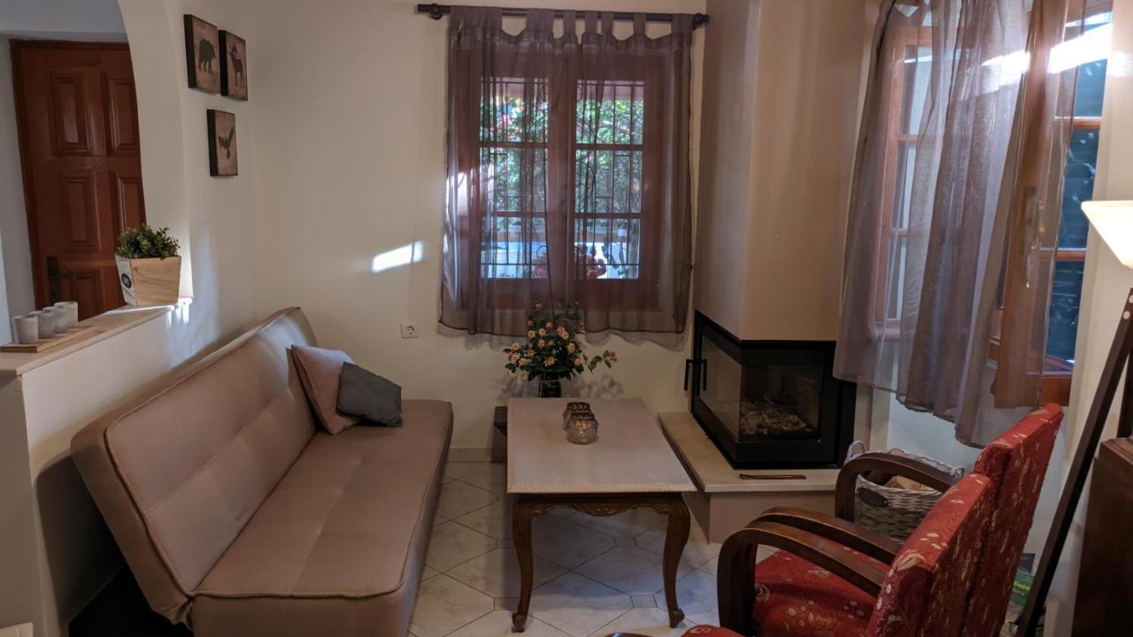 Family House At Corfu Town Apartment Bagian luar foto