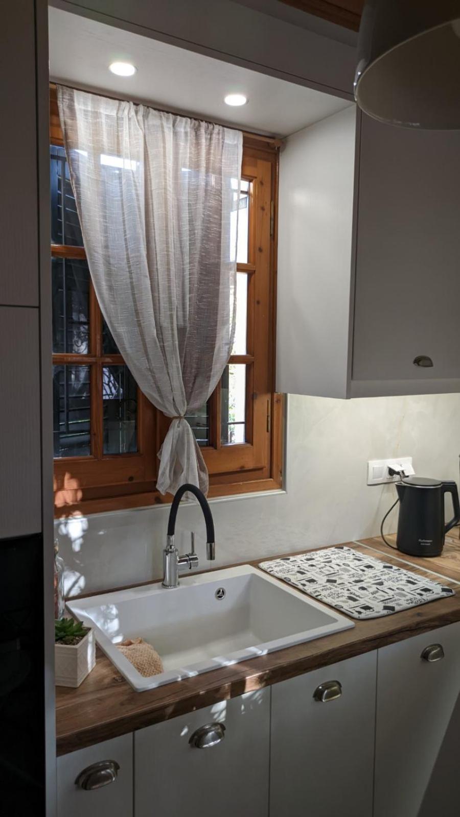 Family House At Corfu Town Apartment Bagian luar foto